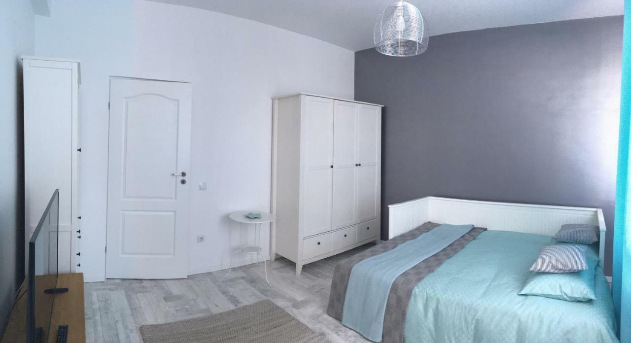 Kiki'S Studio Apartment Sibiu Exterior photo